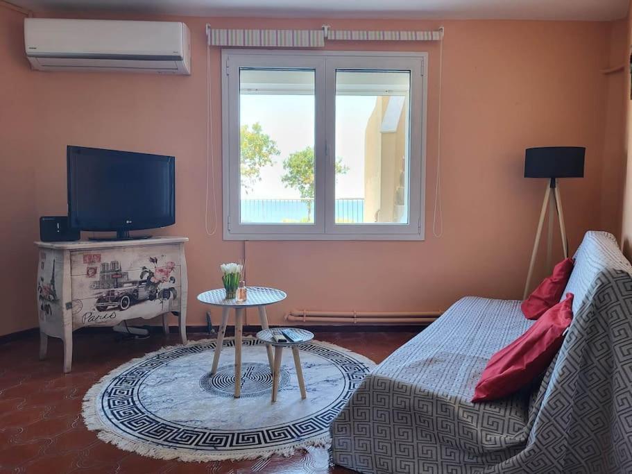 Afentis Apartment Agia Ermioni Eksteriør billede